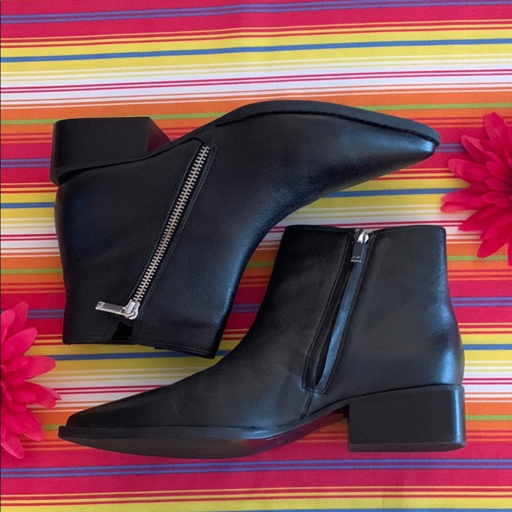 Marc Jacobs Black Ankle Boot Sz 8